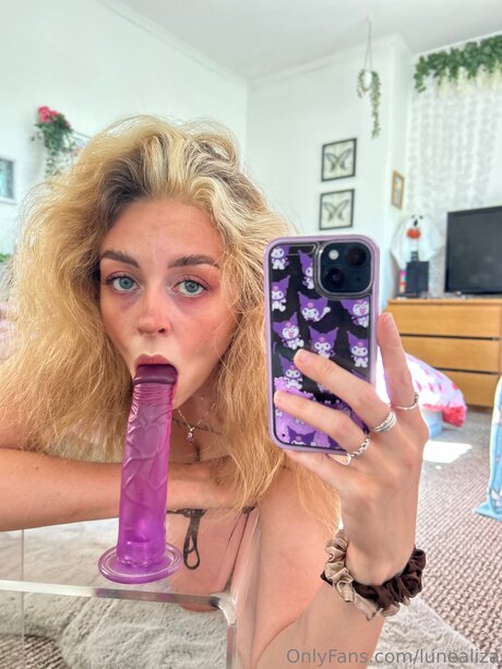 kurvige teen-onlyfans hübsche schöne galerie