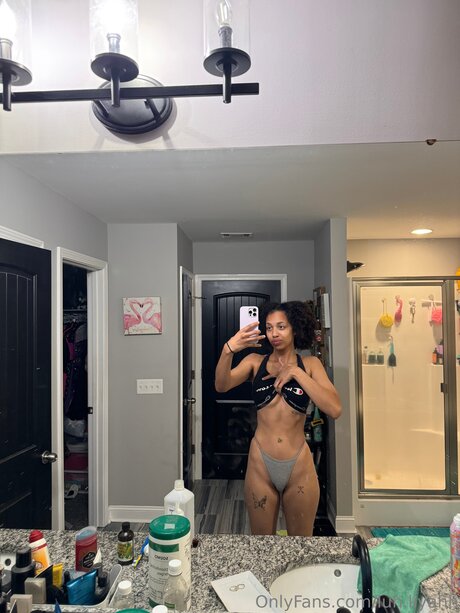 Luh Liyahh hd top galerie