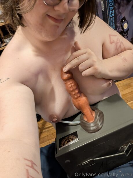 Ally Wren schöne nette galerie