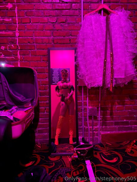 Stephoney505 erwachsene nacktheit galerien