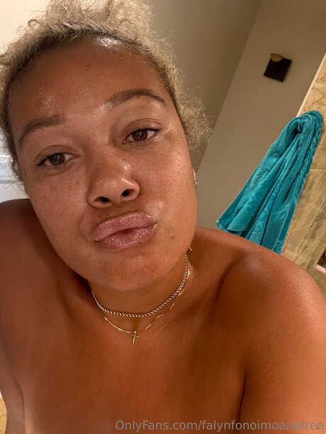 Falynfonoimoanafree nacktheit schöne foto