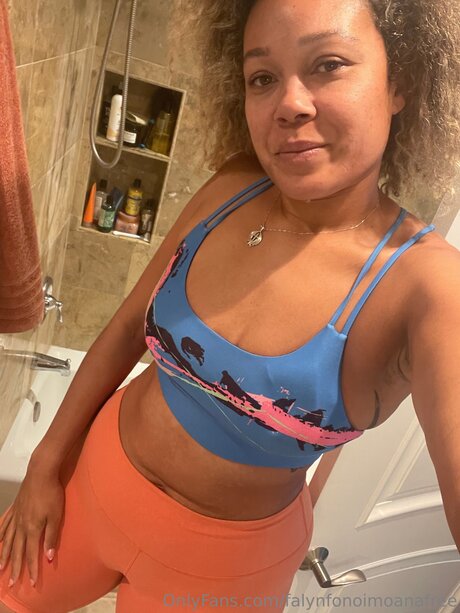 Falynfonoimoanafree schöne heiße foto