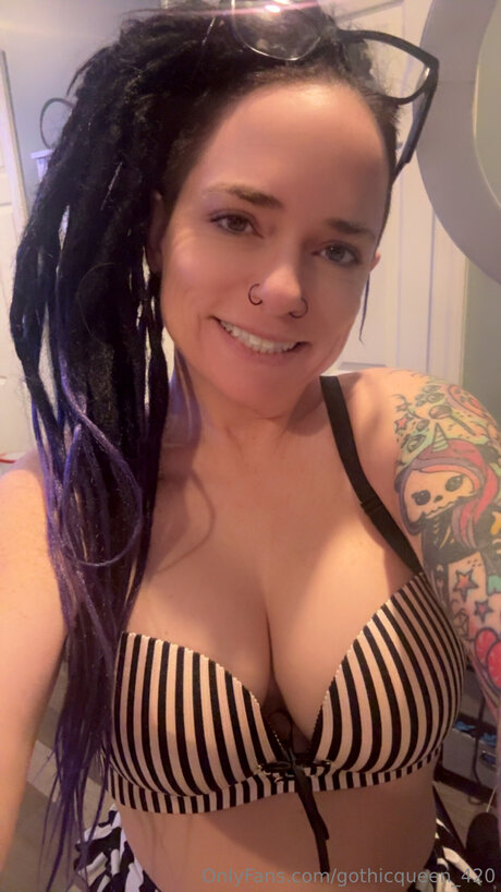 Gothicqueen 420 porno nackt bilder