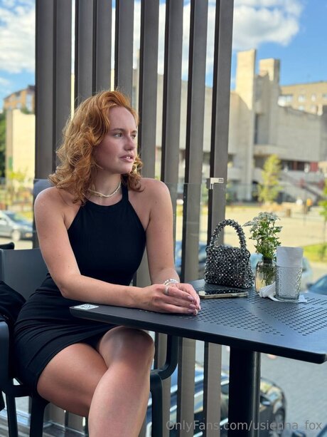 Usienna Fox schauspielerin nackten fotos