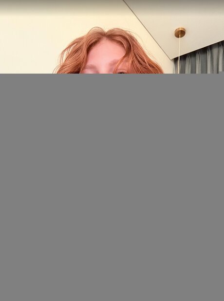 Dinaluu xxx pornografische foto