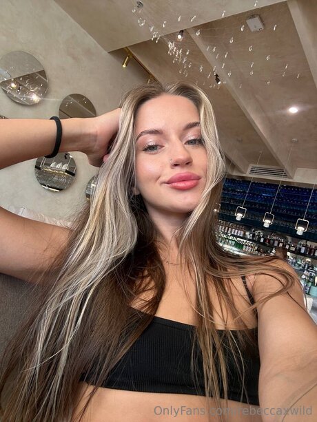 Rebeccaxwild xxx akt galerie