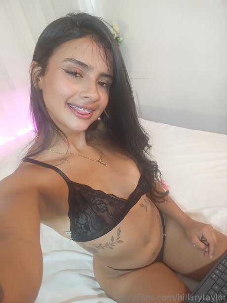 Hillarytaylor xxx exklusive bild