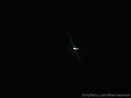 Alannaamon heiße erwachsene archiv