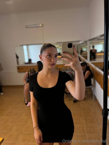 Kellyfish nackt pornostar bild