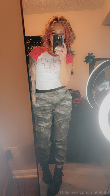 Mo69693 erwachsene galerie