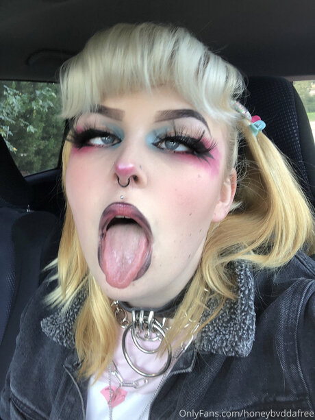 Honeybvddafree nackt nette fotos