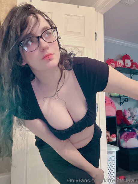 Kittenbelluwu exklusive kostenlose foto