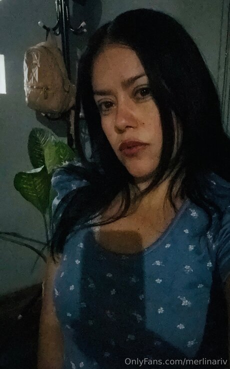 Merlinariv heiße schöne fotos