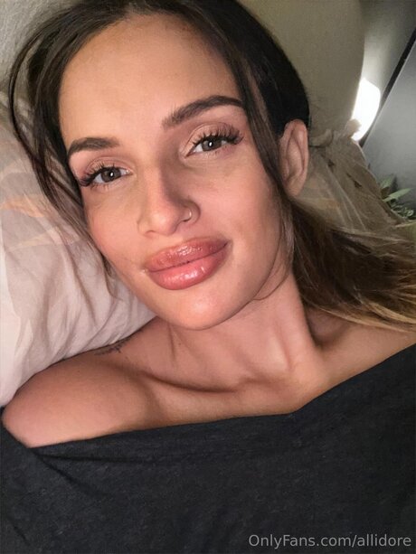 Allidore beste heiße bild