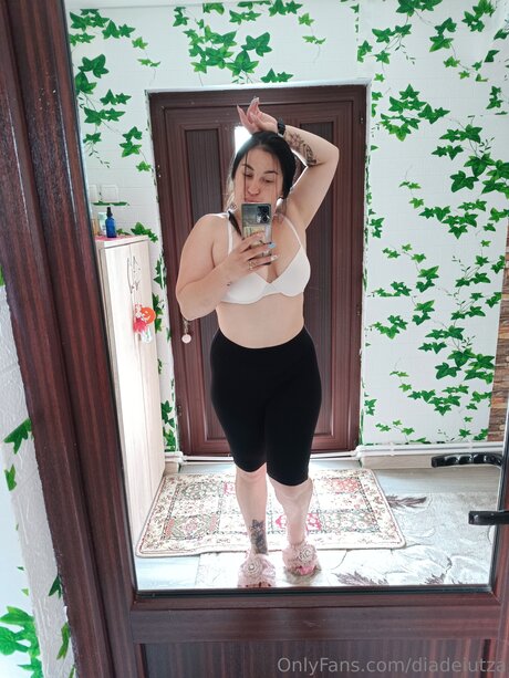 Diadeiutza model top archiv