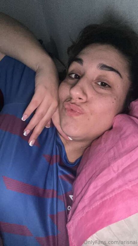 Arisnai freie nackt fotos