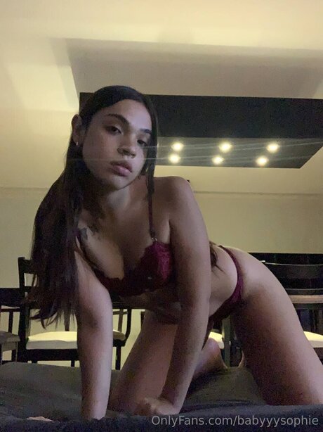 Babyyysophie porno nackte bild