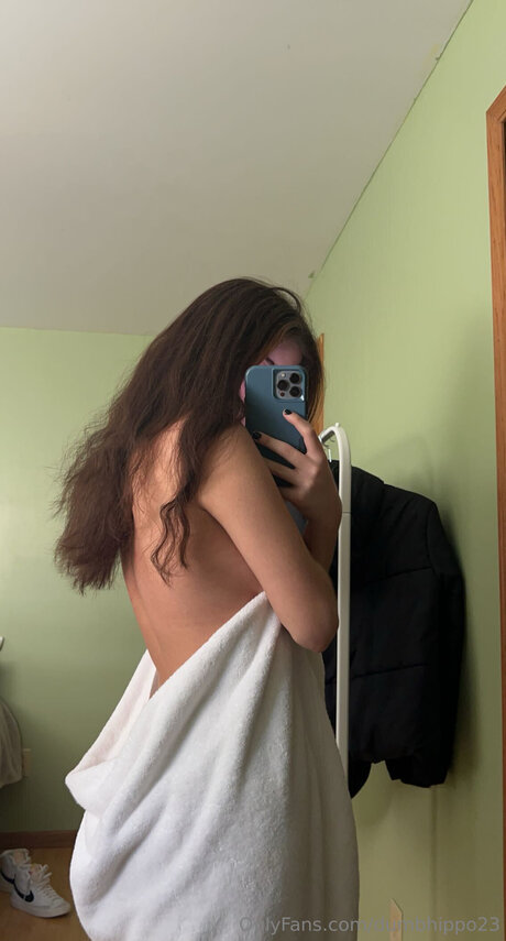 shemale sperma im mund onlyfans erotische erwachsene galerien