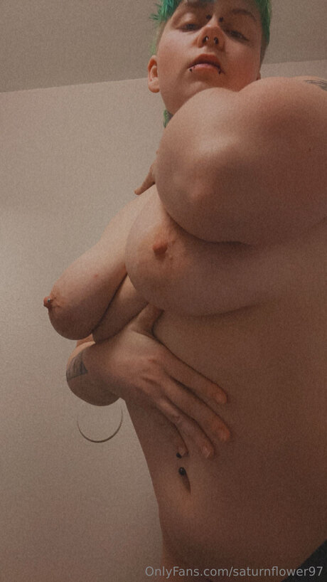 latina-dienstmädchen onlyfans porno heiße bild