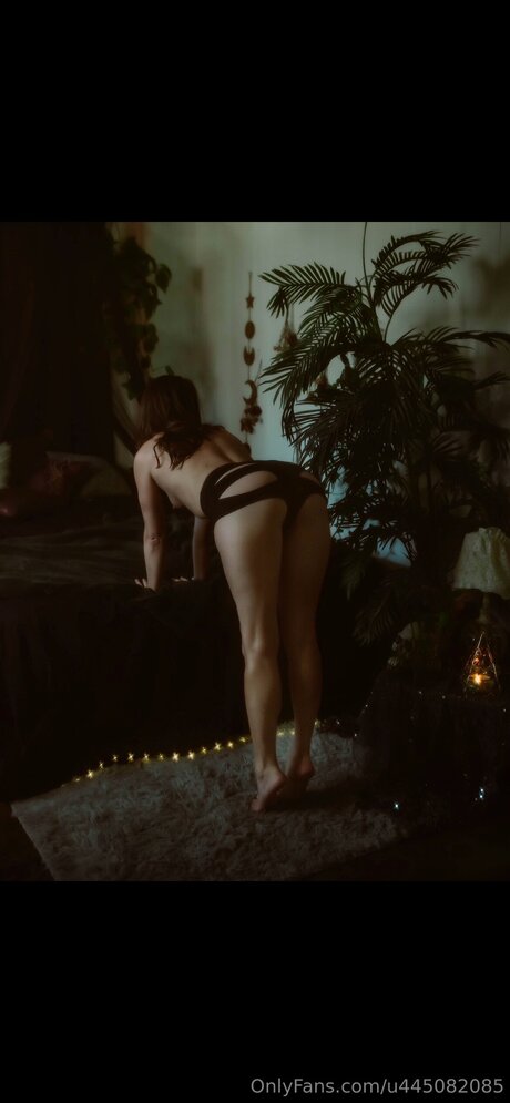 Suburbanbrunette heiße freie bild