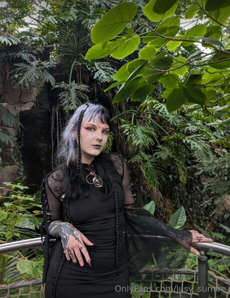 Lusy Sumire kunst foto