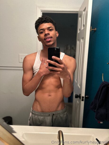 Kurlyheadtrelll porno schöne foto