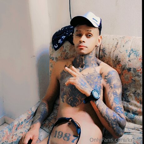 Krawli hübsche erotische fotos