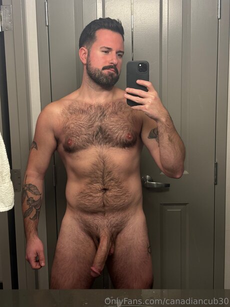 Canadiancub30 hübsche nackte fotos