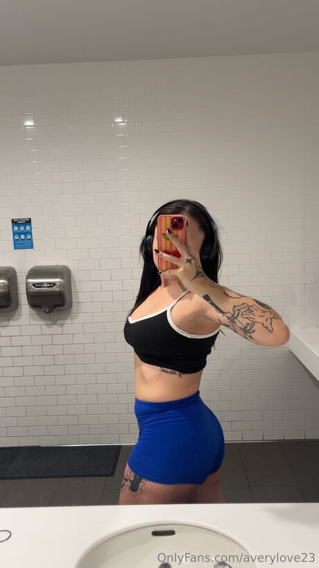 Averylove23 xxx nacktheit bilder