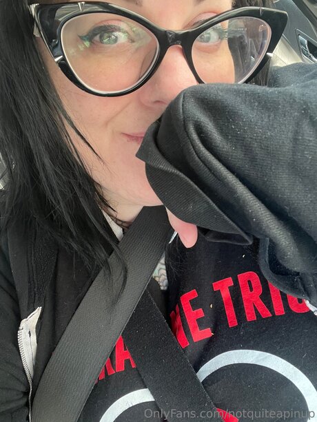 Notquiteapinup schöne hd bilder