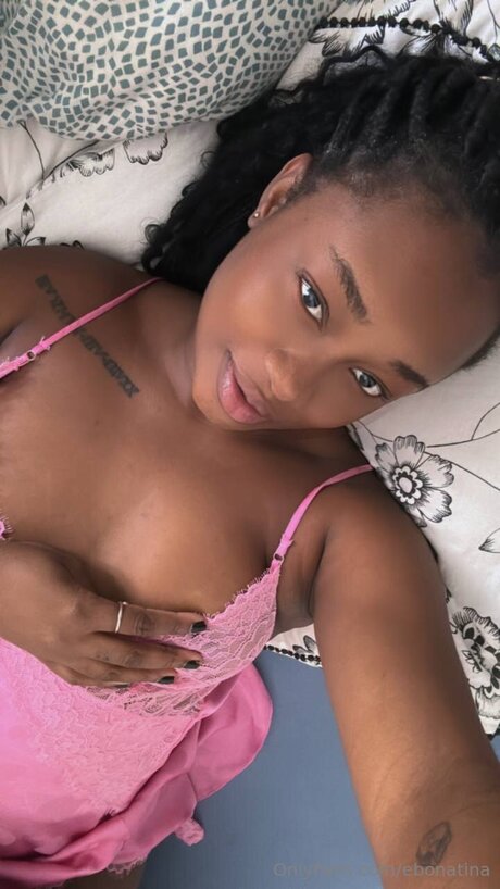 Ebonatina porno xxx fotos