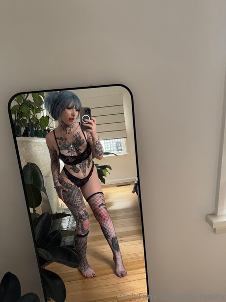 Rose Reality nackt hübsche foto