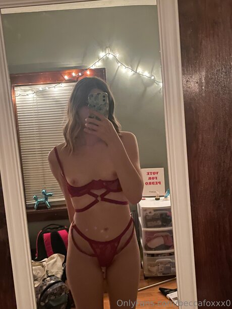 Beccafoxxx0 erwachsene schöne foto