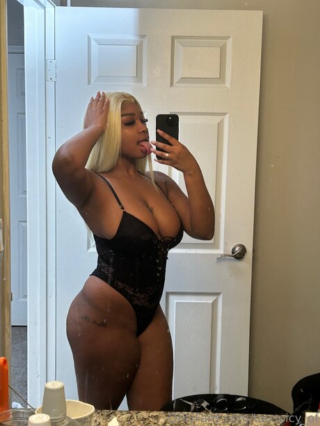 Toospicy Of kunst nacktheit archiv