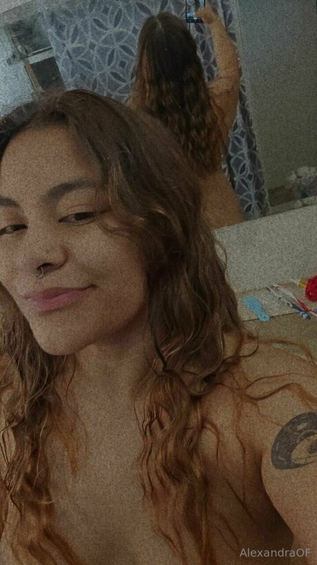 Alexav12 erwachsene nackt galerien