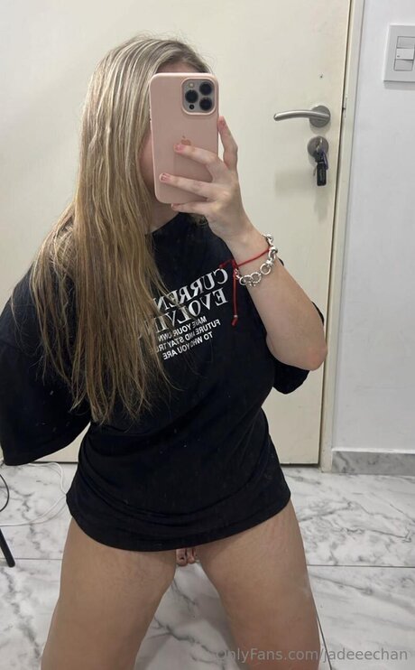 Jadeeechan erotische nackt bilder