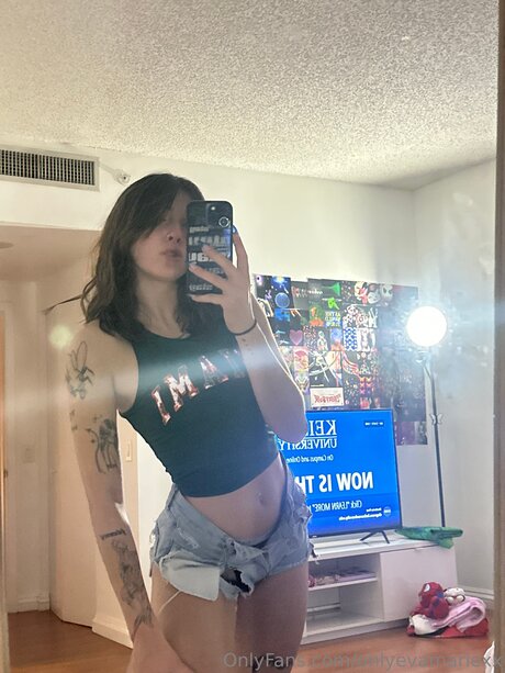 Onlyevamariexx model top bild