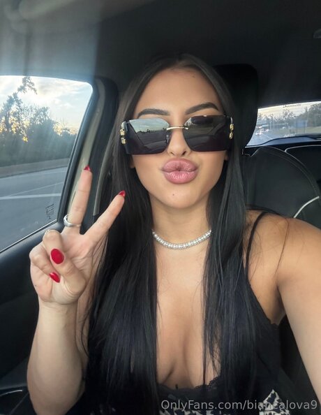 Biancalova9 pornostar akt bild