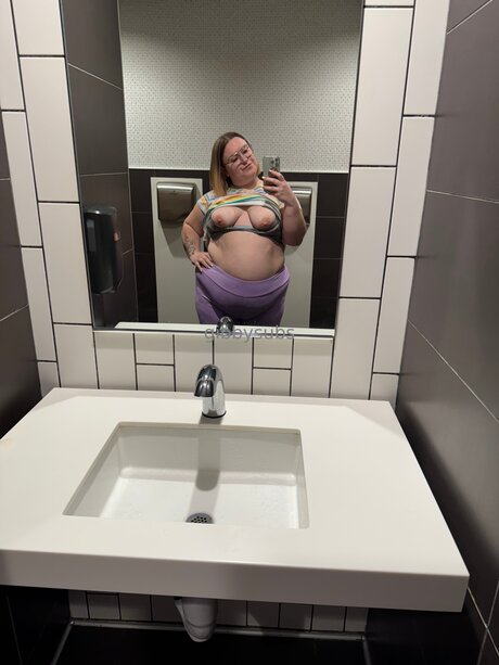 Gabbyglazer schauspielerin sexy galerien