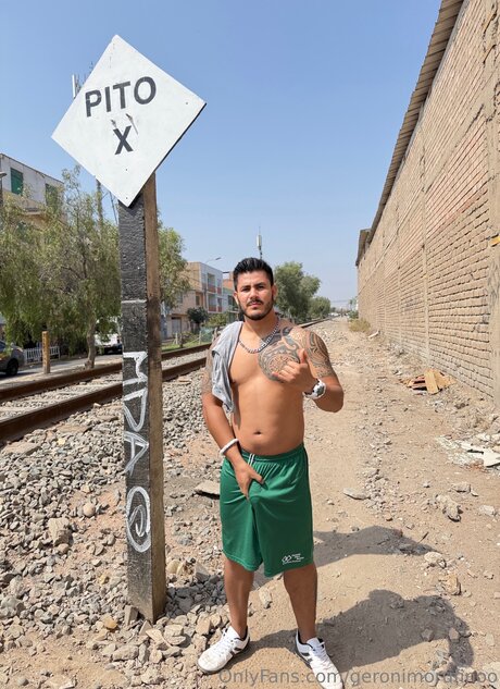 Geronimorufinoo xxx akt galerien