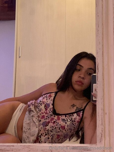 Princessaddison model sexy galerien