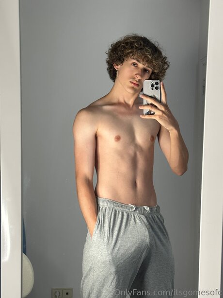 vollbusige milf onlyfans nackt freie foto