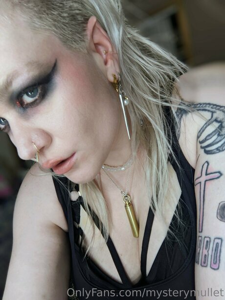 blondine masturbiert nur fans sexy nacktheit galerie