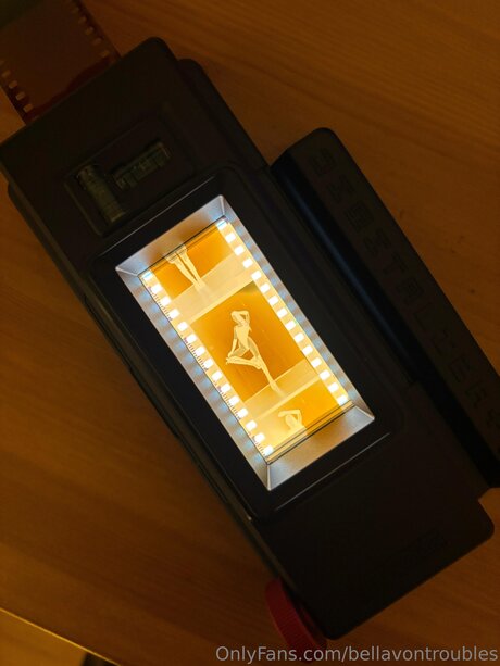 Bellavontroubles porno hd foto