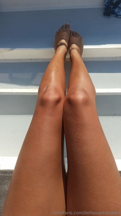 Bellavontroubles exklusive nackte foto