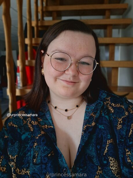 Urprincessamara model erotische foto