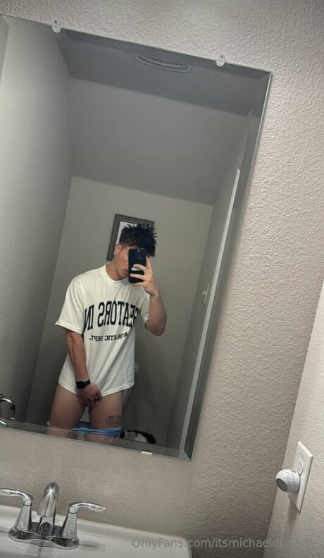 Itsmichaeldoherty model hd galerien