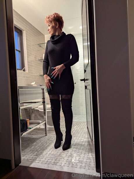 asiatische domina onlyfans schöne top bild