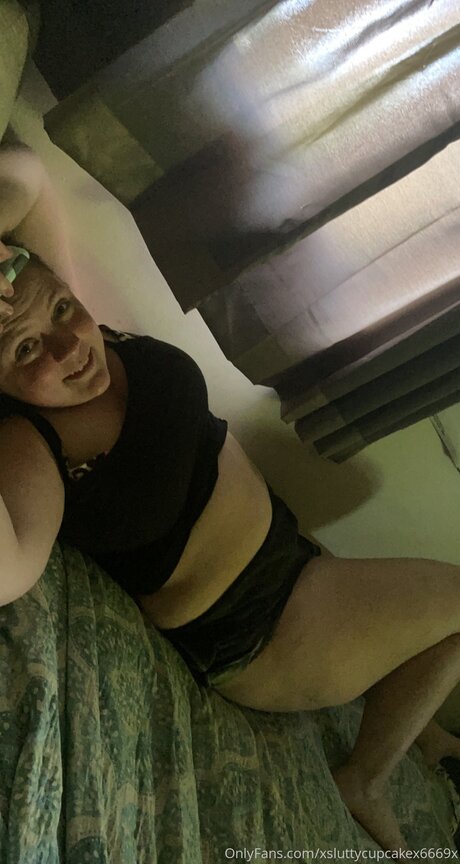 Xsluttycupcakex6669x perfekte nackt archiv