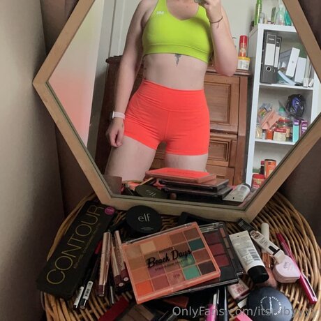 Itsrubyyyy schauspielerin akt galerien